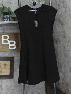 24/7 Comfort Apparel Black 24Seven Comfort Apparel Crepe Cap Sleeve M Sz M